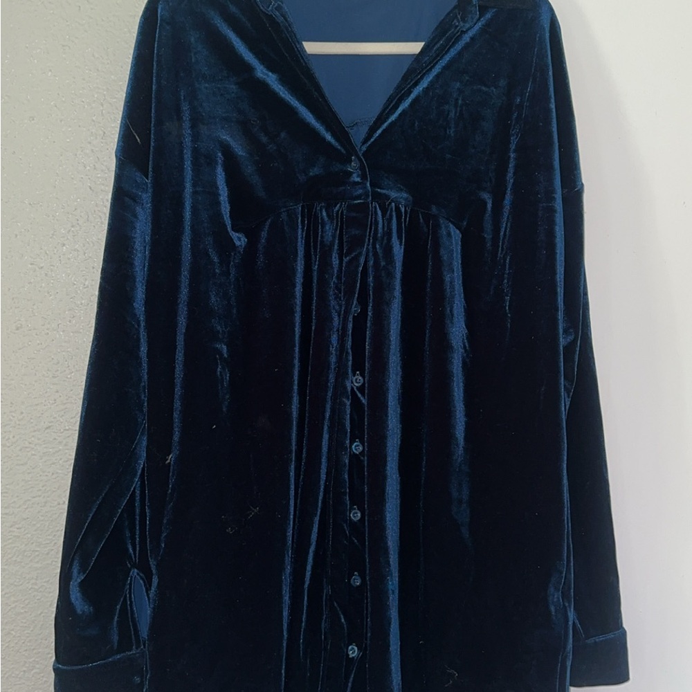 Velvet Button-Up dress in Deep Blue